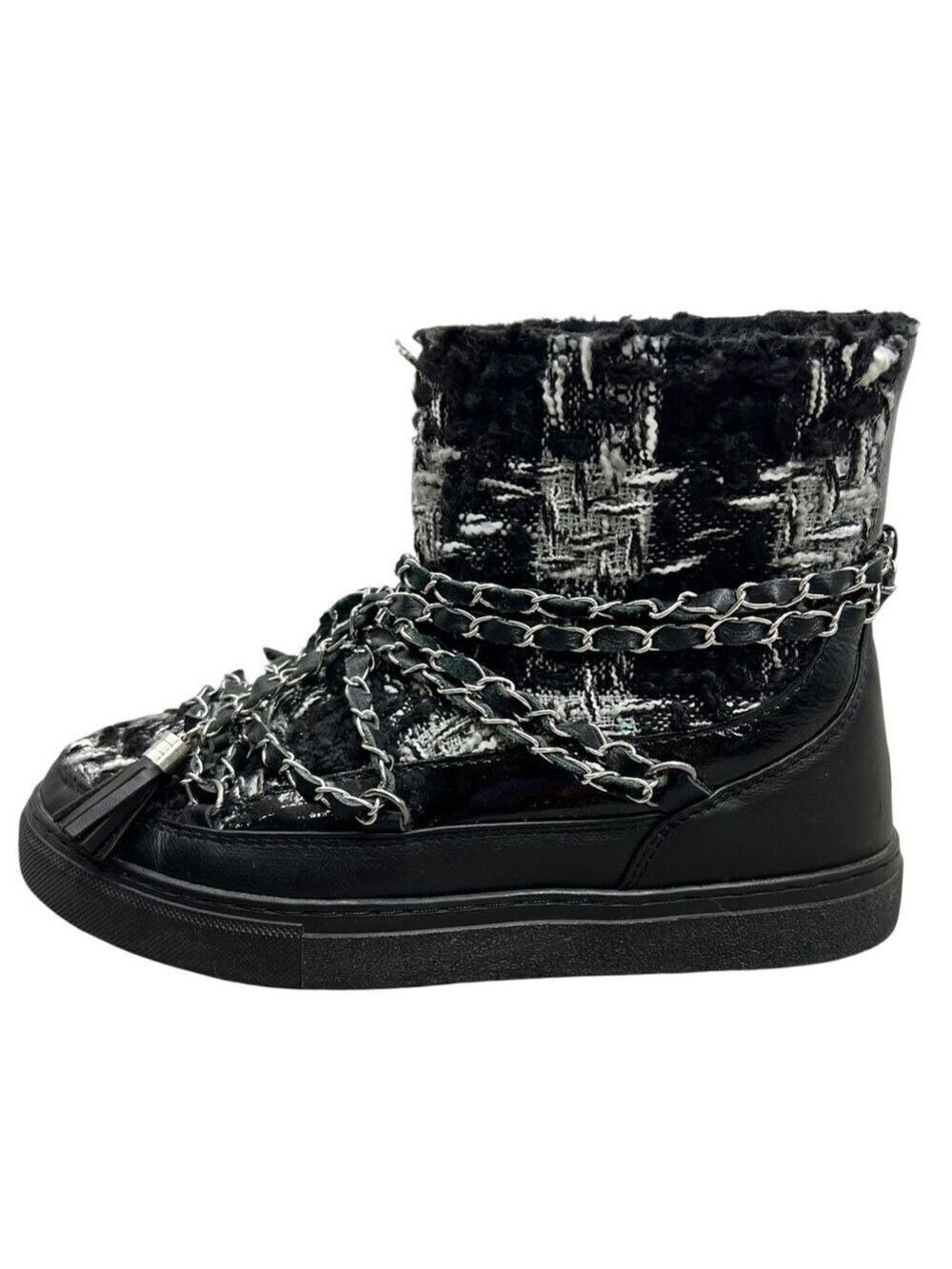 Inuikii Black White Tartan Tweed Sherpa lined chain detail Winter Boots EU 38/7 - Picture 2 of 14
